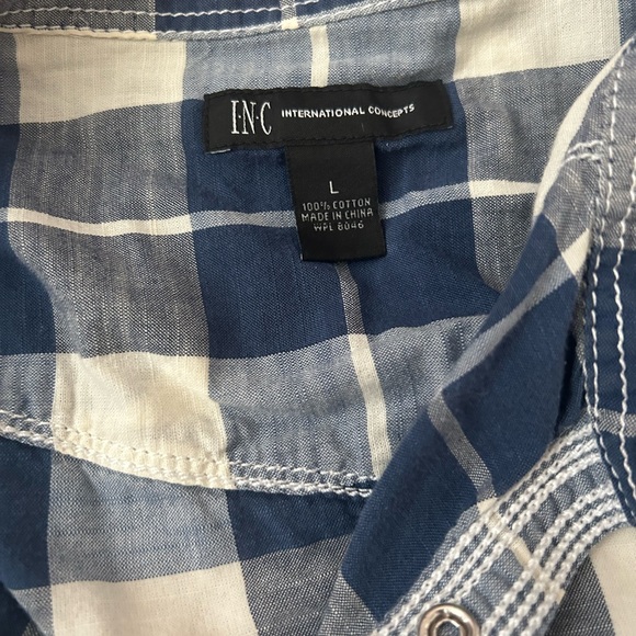 Inc Button down - Picture 5 of 5